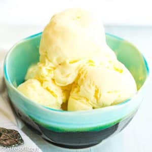 cooked vanilla custard