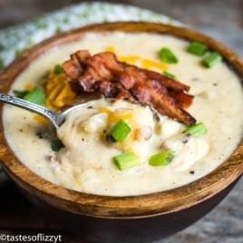 bowl of baked potato soup