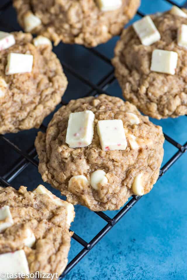 peppermint oatmeal cookies with white chocolate
