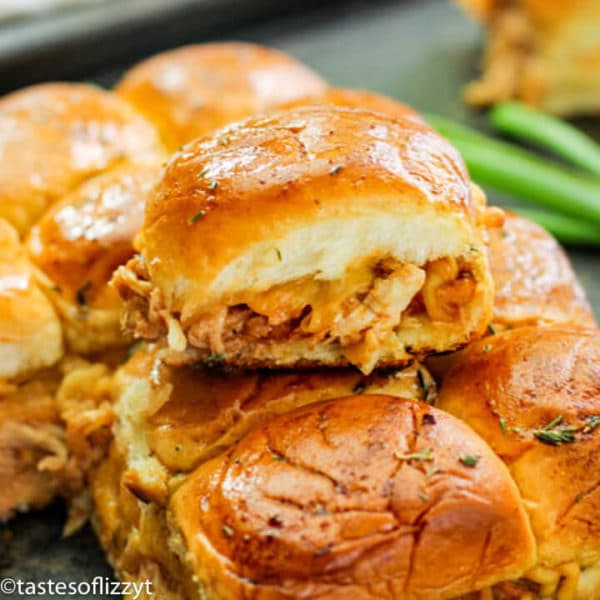 BBQ Chicken Sliders Recipe {How to Make Hawaiian Roll Sliders}