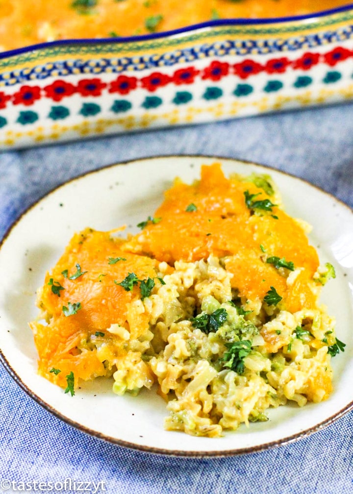 A plate of food, with broccoli and Rice