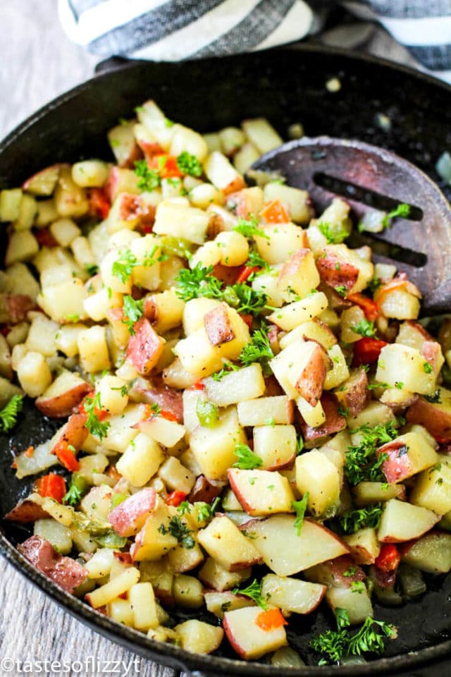 Potatoes O'Brien Recipe with Peppers and Onions {Breakfast Potatoes}
