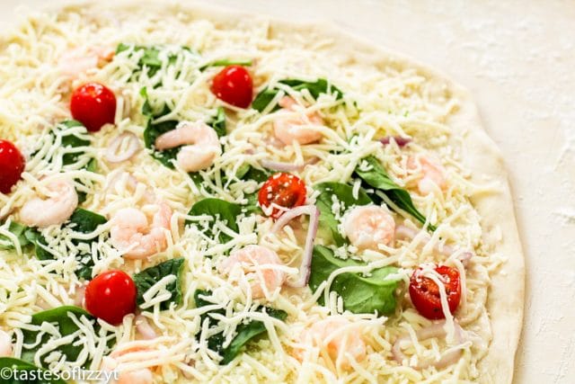 unbaked shrimp alfredo pizza