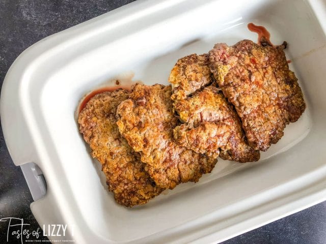 cube steaks in a slow cooker