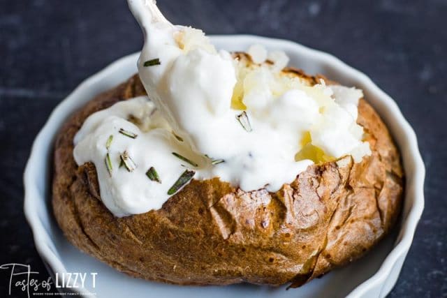 baked potato with sour cream