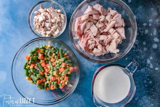 ingredients for tetrazzini on a table