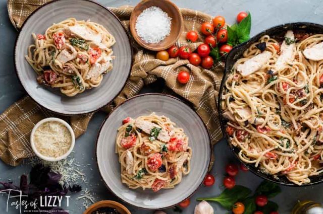 A bowl of food, with Pasta and Chicken breast