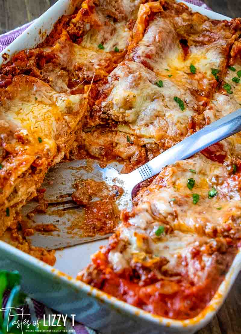 Easy Lasagna Recipe (No Need to Boil the Noodles!)