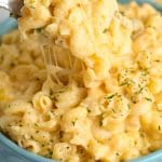 macaroni and cheese in a bowl