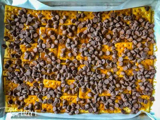 chocolate chips on top of saltine toffee