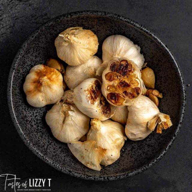 A bowl of roasted garlic