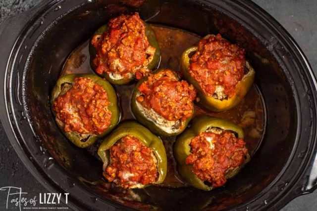  stuffed peppers in a slow cooker
