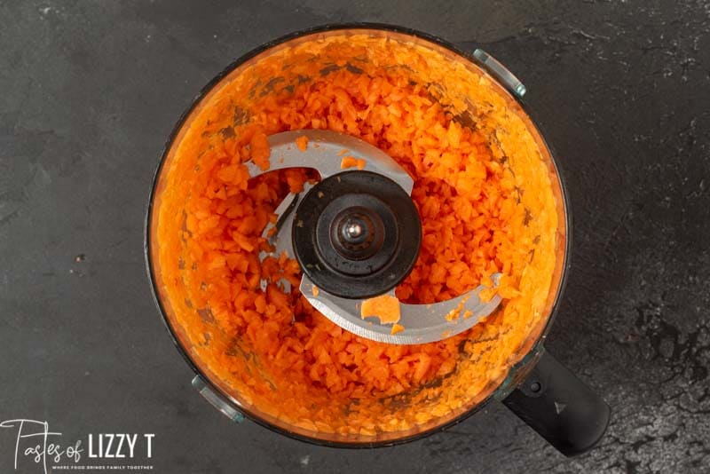 carrots in a food processor