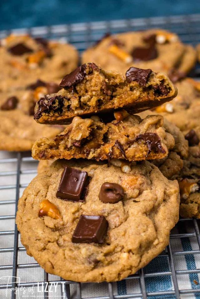 chewy kitchen sink cookies