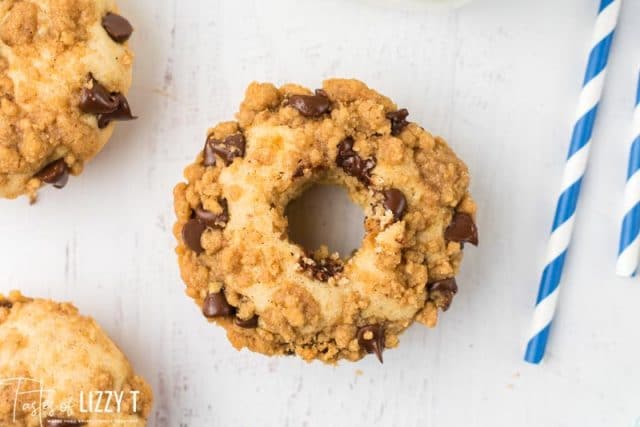 chocolate chip baked donut