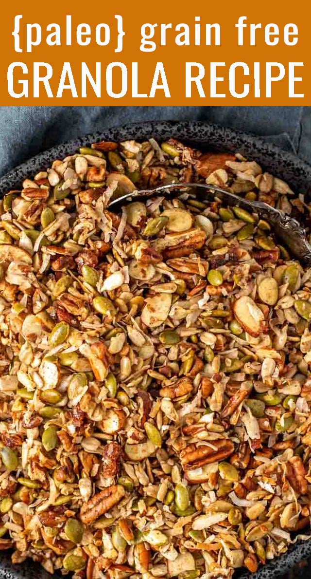 Ecco una ricetta di granola paleo croccante alle noci, cotta in olio di cocco e addolcita con datteri. Servire questa ricetta senza zucchero come spuntino o per la prima colazione come cereali. via @tastesoflizzyt's a nutty, crunchy, paleo granola recipe baked in coconut oil and sweetened with dates. Serve this sugar-free recipe as a snack or for breakfast as cereal. via @tastesoflizzyt