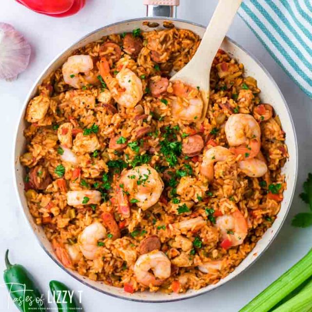 easy one pot jambalaya recipe in a skillet