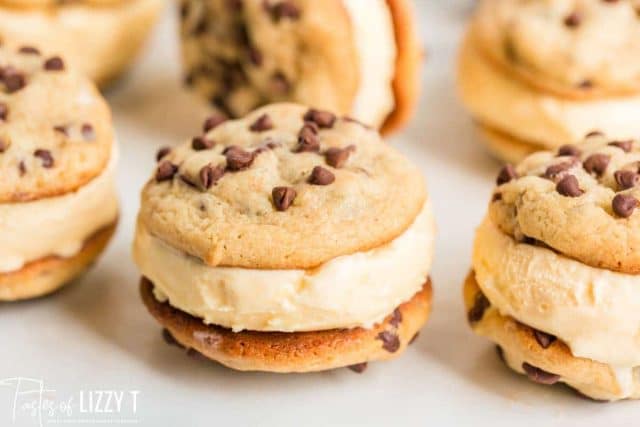 ice cream cookie sandwich