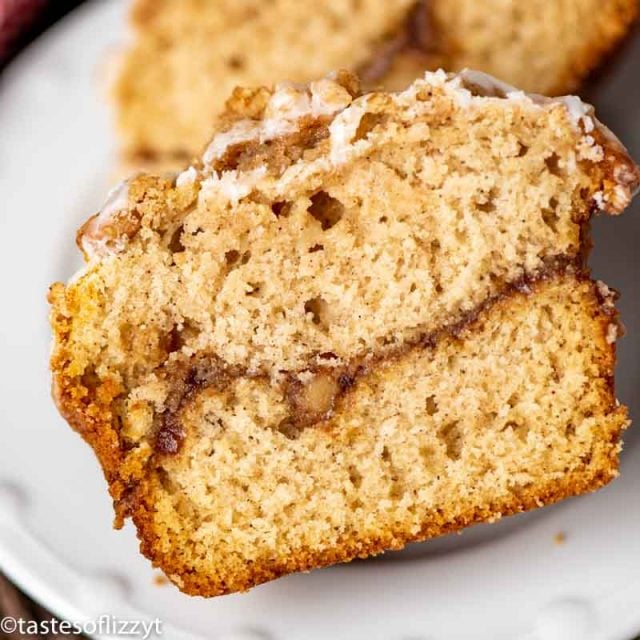 apple butter muffin cut in half