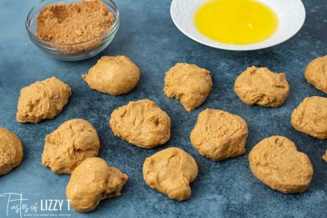 14 balls of pumpkin dough for rolls