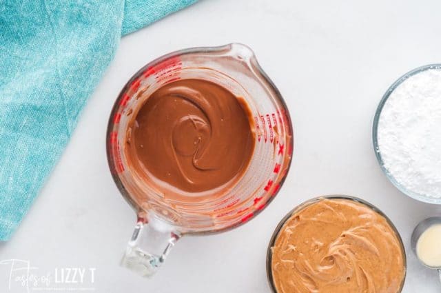 melted chocolate in a measuring cup