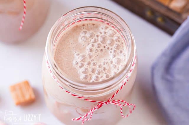 hot chocolate in a mason jar