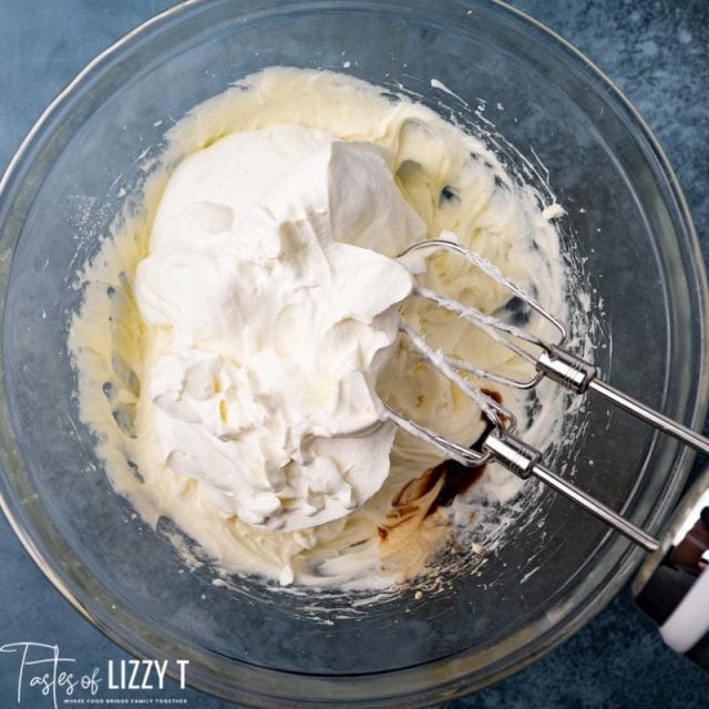 sour cream in cheesecake batter