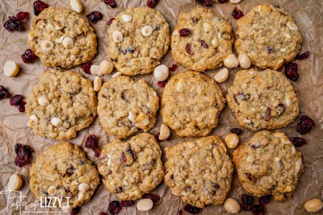 oatmeal cookies with cranberries