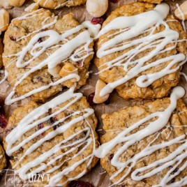 4 white chocolate cranberry cookies