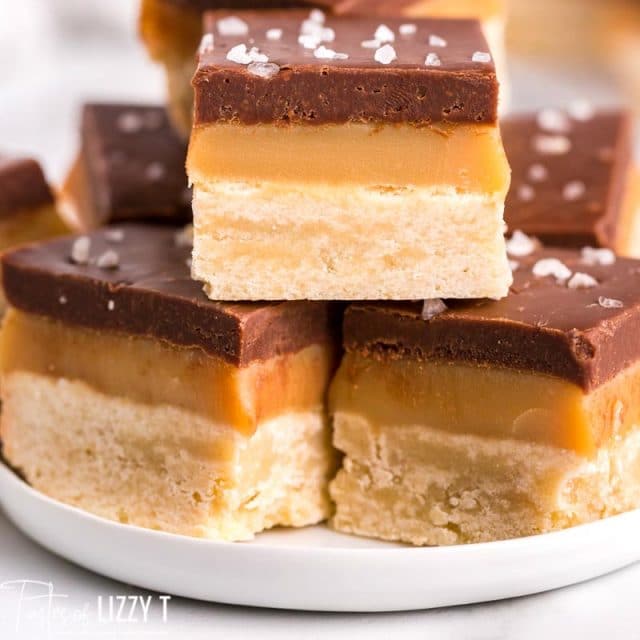 closeup of 3 layer millionaire bars