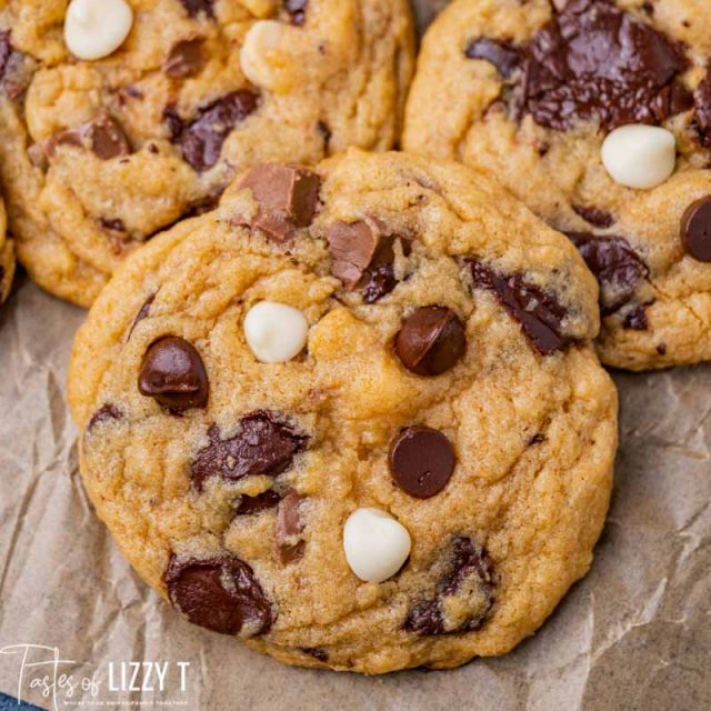 closeup of a pudding cookie