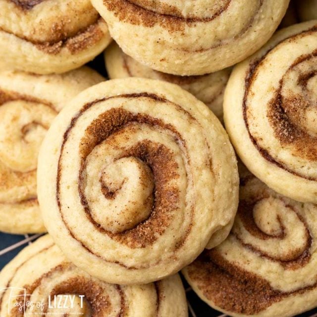 cinnamon roll cookies in a pile