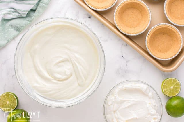 filling for key lime pies in a bowl