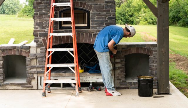 Outdoor Fireplace and Pizza Oven makes Entertaining Easy