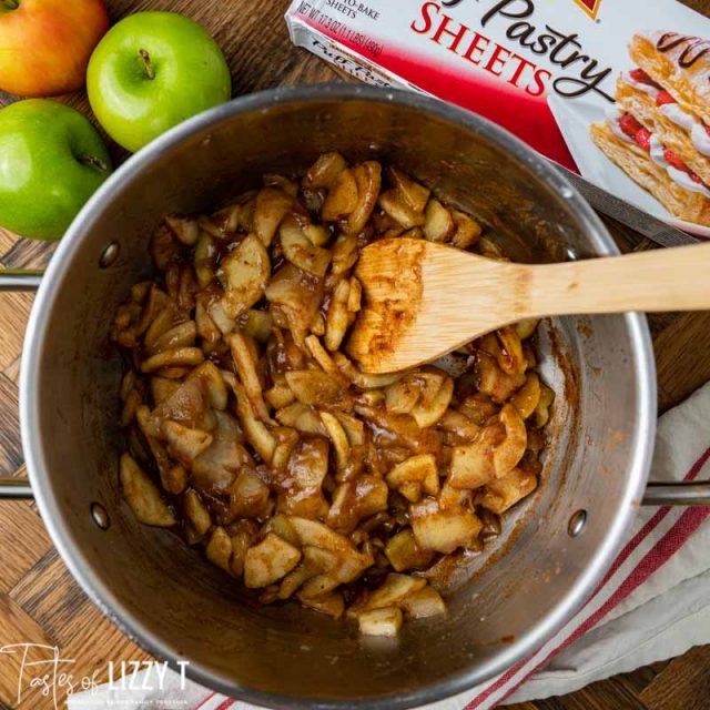 apple pie filling in a pan
