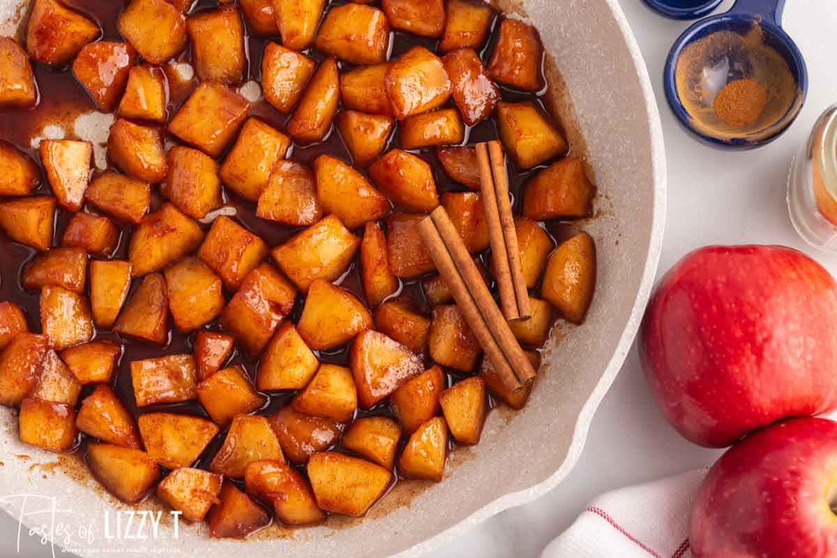 skillet with cinnamon apples