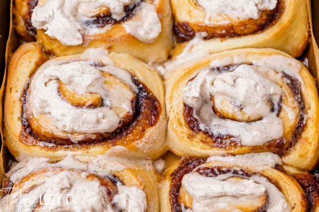 closeup of apple butter cinnamon rolls