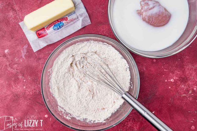 flour coating for fried chicken in a bowl