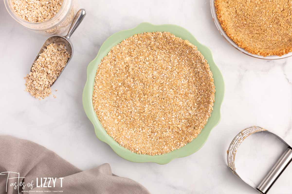 Oatmeal Pie Crust {Easy Recipe for Cream Pies} Tastes of Lizzy T