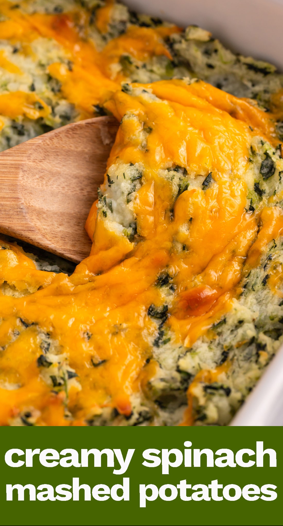 Sneak some spinach into your mashed potatoes in with these cheesy Spinach Mashed Potatoes. The perfect side dish to any main dish. via @tastesoflizzyt