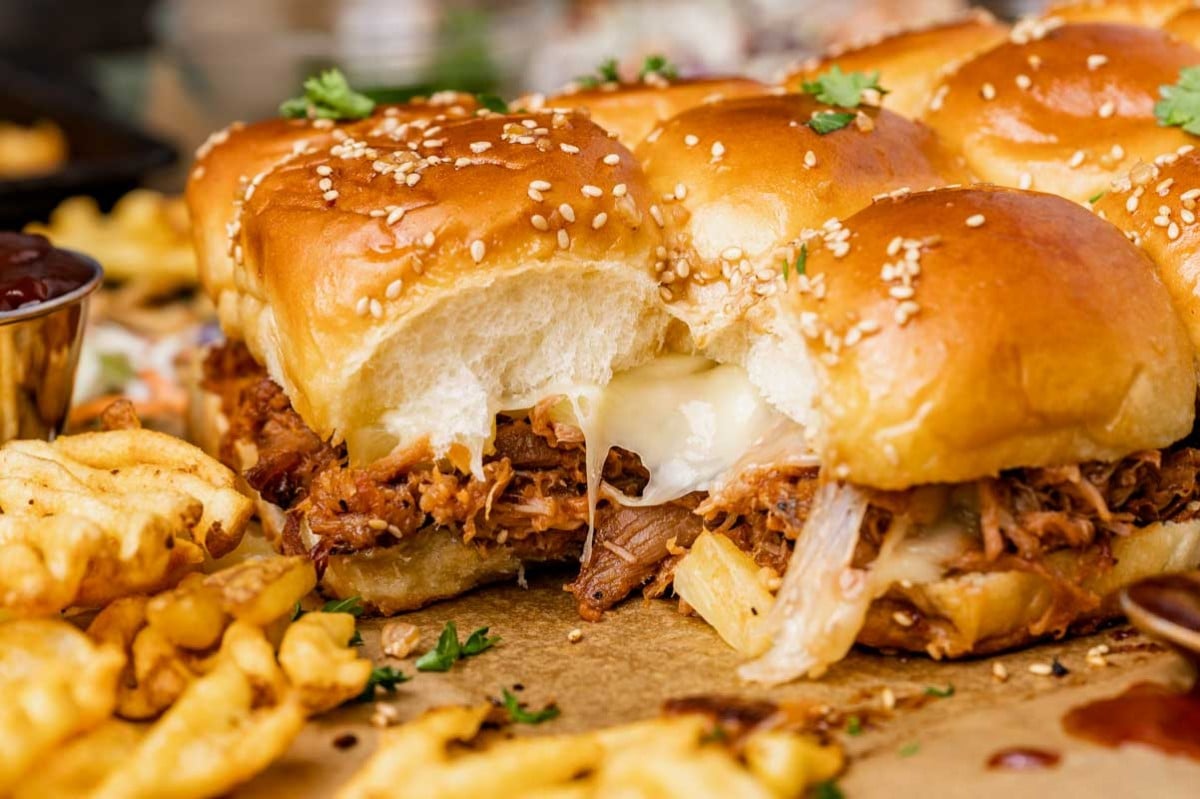 pulled pork sliders on hawaiian rolls