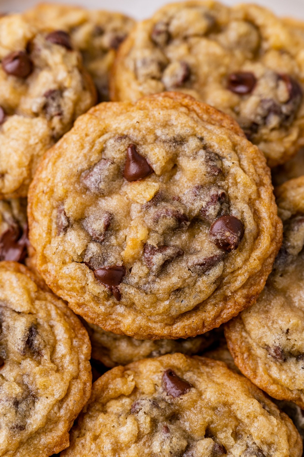 M&M'S® Chocolate Chip Skillet Cookie - Sally's Baking Addiction