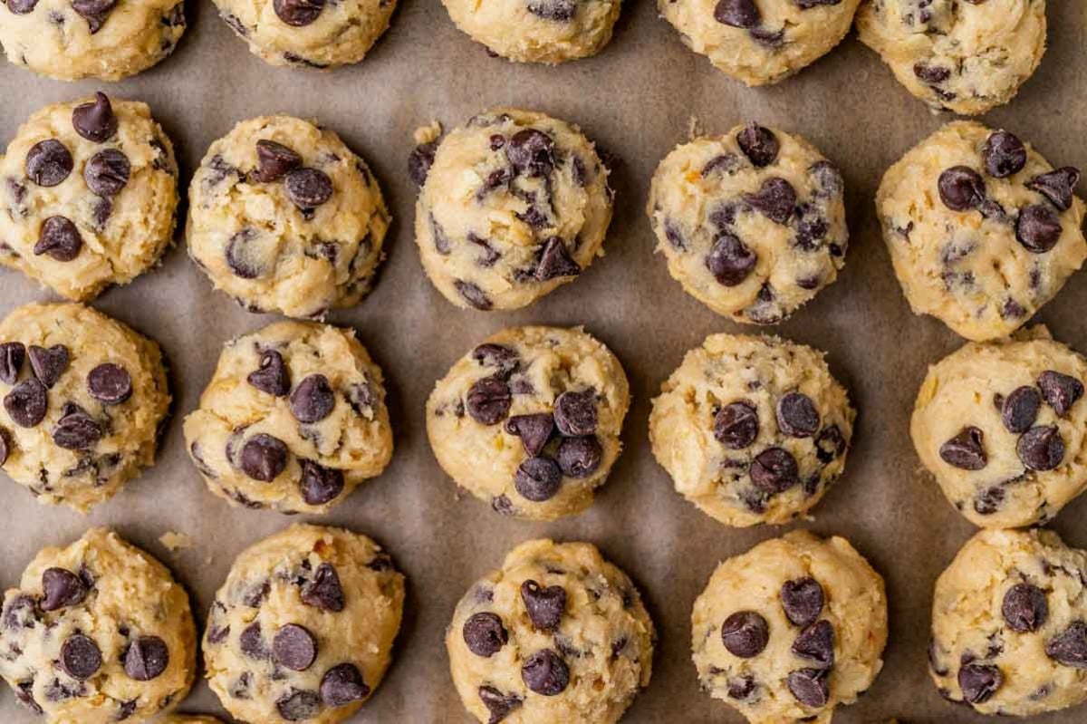 chocolate chip cookie dough with potato chips