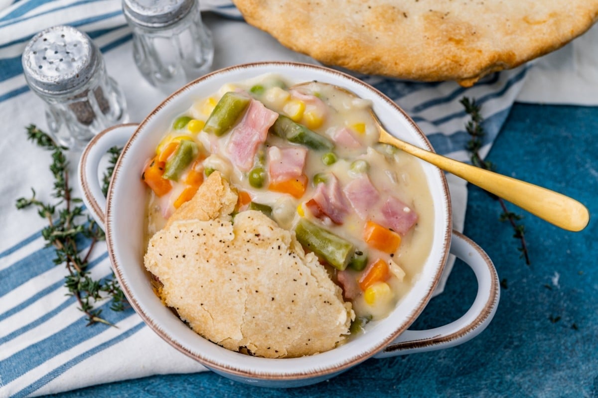 a serving of ham pot pie in a bowl