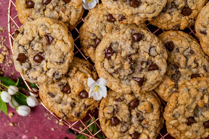 doubletree chocolate chip cookies on a wire rack