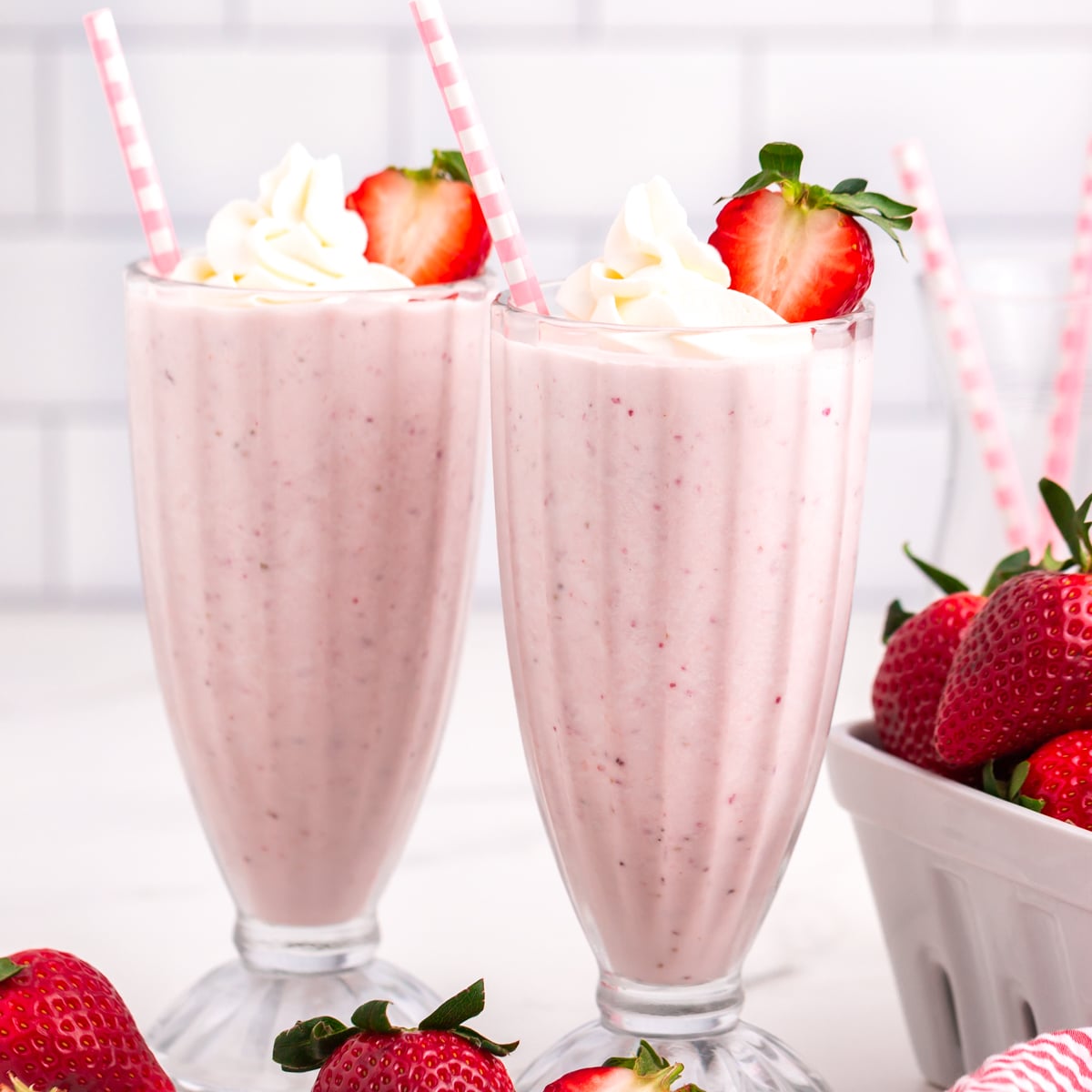 Chocolate Vanilla Strawberry Milk Shake Milkshake Collection Straw