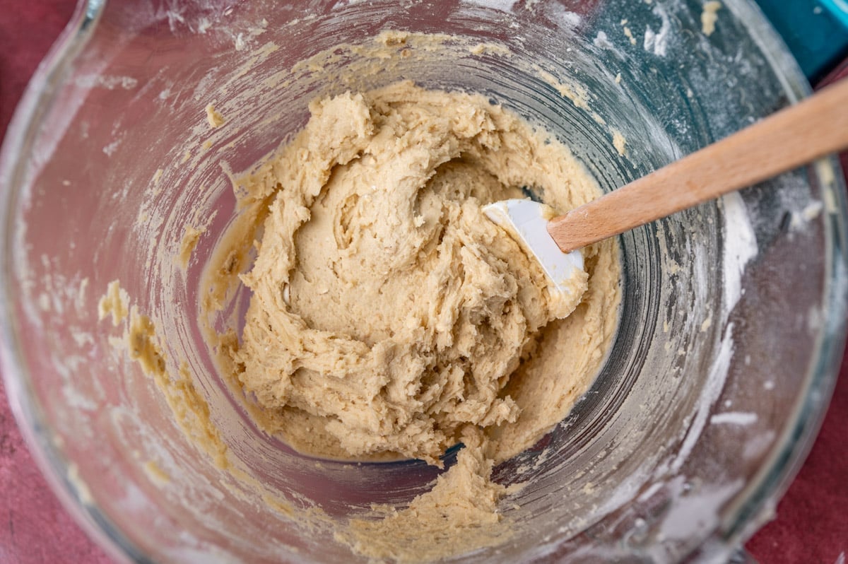 plain cookie dough in a glass bowl