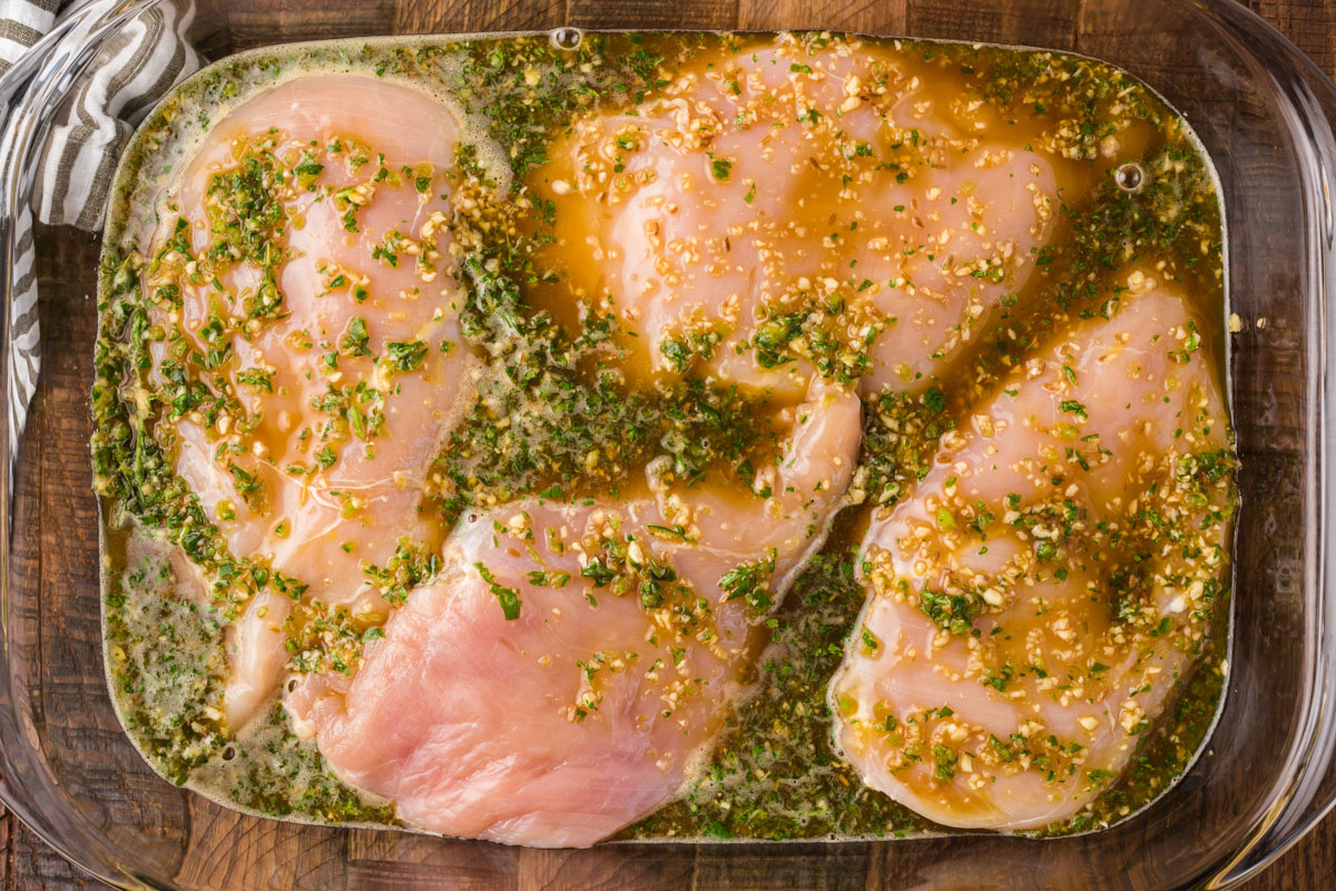 chicken marinating in lime garlic sauce