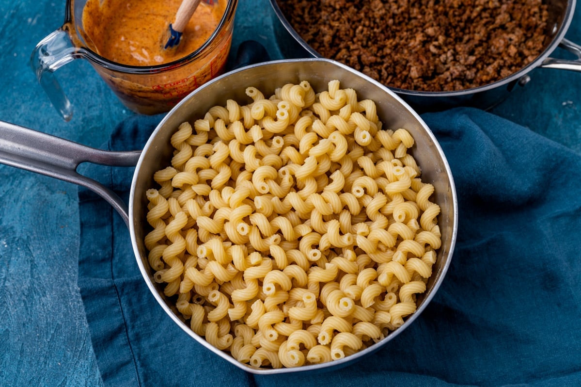 cooked pasta in a saucepan