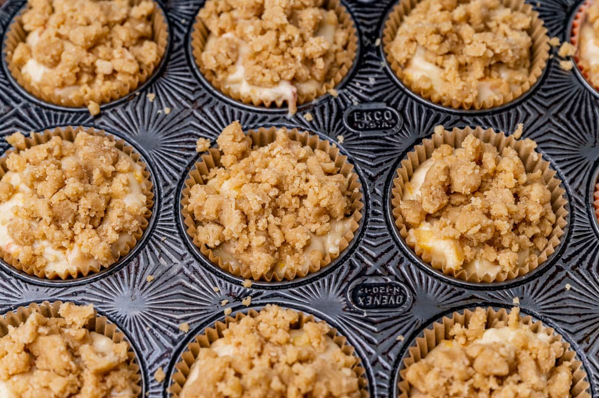 unbaked peach crumble muffins